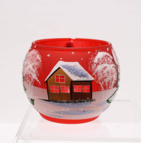 theelichte rood glas, met de hand beschilderd sneeuwtafereel huisjes, achterkant